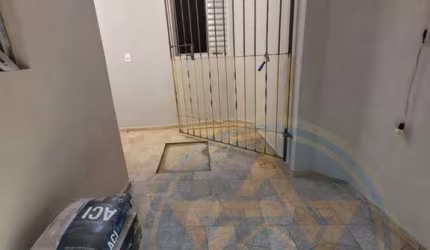 Casa para Locação em São Paulo, Conjunto Residencial José Bonifácio, 1 dormitório, 1 banheiro