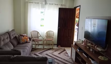 OTIMA CASA COM 2 AMPLOS QUARTOS EM ÓTIMA LOCALIZAÇÃO NO FAZENDA VELHA 02 QUARTOS SALA PARA 2 AMBIENTES COZINHA BANHEIRO ÁREA DE SERVIÇO E CHURRASQUEIR