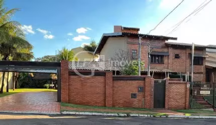 Imperdível oportunidade! Casa à venda em Campo Grande-MS, Chácara Cachoeira: 4 quartos, 1 suíte, 5 salas, 2 banheiros, 10 vagas de garagem, 340m².