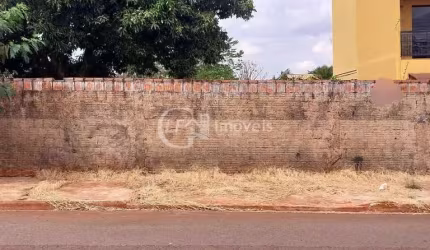 Terreno à venda em Campo Grande-MS, bairro São Francisco, 360m² de área. Venha conferir!