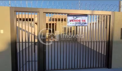 Casa à venda em Campo Grande-MS, Jardim Colúmbia: 2 quartos, 2 salas, 1 banheiro, 2 vagas de garagem!