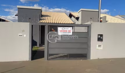Casa à venda em Campo Grande-MS, Vila Nova Campo Grande: 2 quartos, 2 salas, 1 banheiro, 2 vagas de garagem, 63,00 m² de área