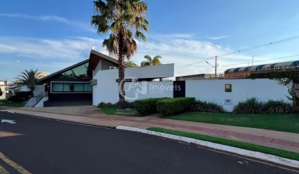 Imperdível: Casa à venda em Campo Grande-MS, Vila Vilas Boas, 4 quartos, 3 suítes, 3 salas, 1 banheiro, 7 vagas, 366m².