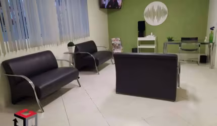 Sobrado à venda com 177m² com 2 vagas, localizado na Vila Assunção em Santo André - SP.
