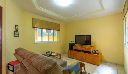 Sobrado à venda 3 quartos 1 suíte 2 vagas Nova Petrópolis - São Bernardo do Campo - SP