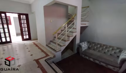 Sobrado de 215m² no Jd. do Mar em SBC - SP