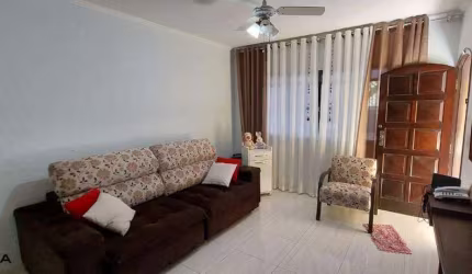 Sobrado de 165m² no Bairro Gerassi em Santo André - SP