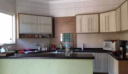 Sobrado à venda 4 quartos 3 suítes 12 vagas Nova Petrópolis - São Bernardo do Campo - SP