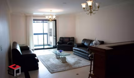 Apartamento 215 m² Com Elevadores localizado no bairro Jardim em Santo André - SP.