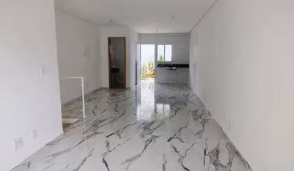 Sobrado à venda 3 quartos 1 suíte 2 vagas no Bairro Novo Oratório - Santo André - SP