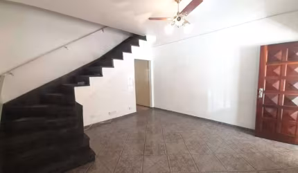 Sobrado à venda 2 quartos 2 vagas Anchieta - São Bernardo do Campo - SP