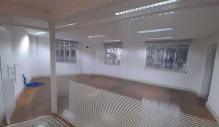 Conj. Comercial para aluguel Sé - São Paulo - SP