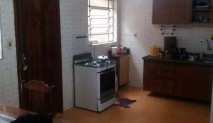 Sobrado com 196m² localizado no Bairro Jordanópolis em São Bernardo do Campo- SP.