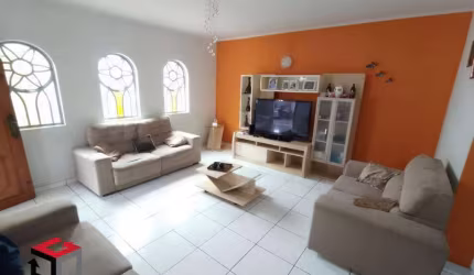 Sobrado com 3 dormitórios na Vila Scarpelli em Santo André - SP