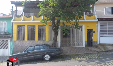 Sobrado na vila Tibiriça 3 quartos 1 st e 2 vagas com terraço