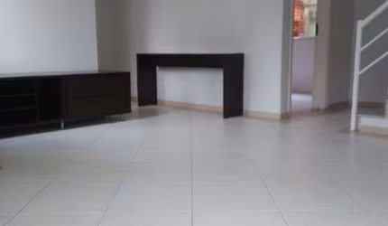 Sobrado à Venda com 164 m² localizado na Vila Alice em Santo André/SP.