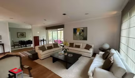 Casa- 900m², Pacaembú - São Paulo - SP
