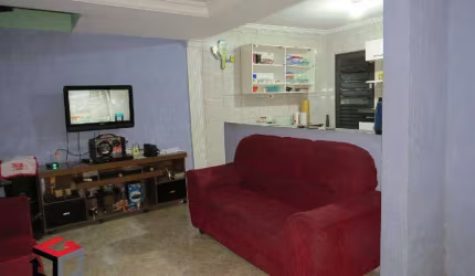Casa à venda com 320 m² localizada na Vila Gerty em São Caetano do Sul - SP.