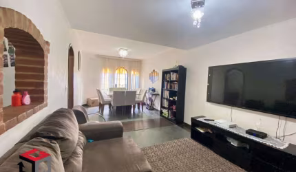 Sobrado à venda 4 quartos 2 vagas Ipanema - Santo André - SP