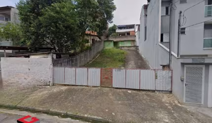 Terreno com 300m² / Bairro Curuçá em Santo André - SP
