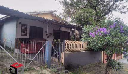 Terreno com 250m² localizado no Bairro Capuava em Santo André.