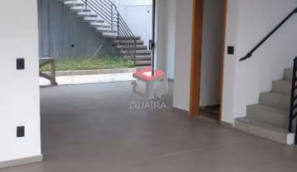 Sobrado de 340m² localizado no Jardim Anchieta em São Bernardo do Campo - SP.