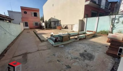 Terreno com 450m² localizado no bairro Rudge Ramos em São Bernardo do Campo/SP.