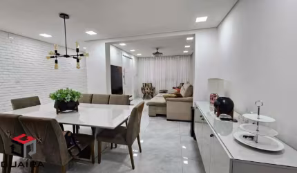 Sobrado à venda 3 quartos 2 suítes 2 vagas Novo Oratório - Santo André - SP