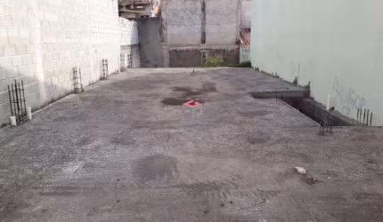 Terreno 185 m² Localizado No bairro Las Vegas Santo André - SP