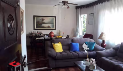 Casa à venda 3 quartos 1 suíte 3 vagas Scarpelli - Santo André - SP