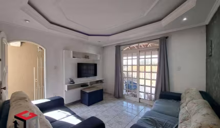 Sobrado à venda 2 quartos 1 suíte 3 vagas Novo Oratório - Santo André - SP