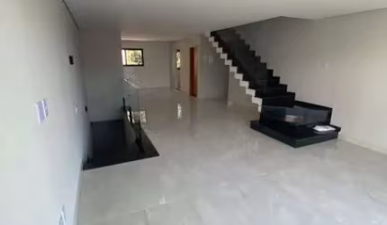 Sobrado à venda 3 quartos 3 suítes 4 vagas Demarchi - São Bernardo do Campo - SP