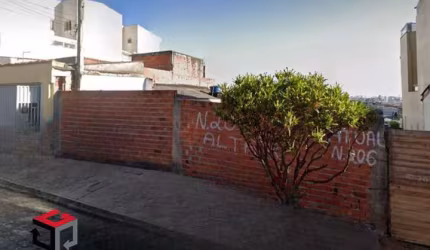 Terreno 300 m² Localizado No Bairro Aquilino Santo André - SP