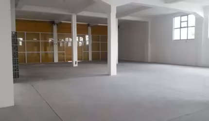 Salão com 450 m² localizado no Bairro do Taboão em São Bernardo do Campo/SP.