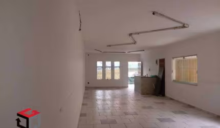 Casa para locação de 211m² no Bairro Jardim em Santo André - SP