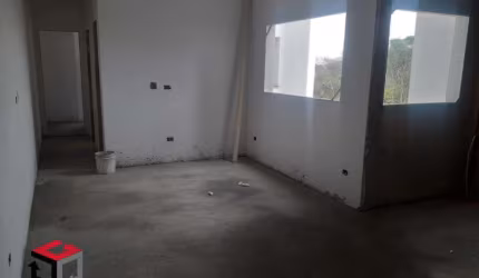 Apartamento à venda 2 dorms, sendo 1 suite em Santo André.
