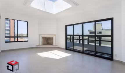 Cobertura Duplex a venda com 305m² em Moema/SP.