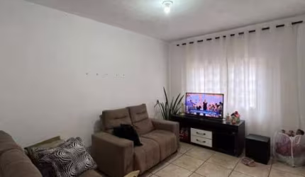 Sobrado à venda 3 quartos 2 vagas Santo André - Santo André - SP