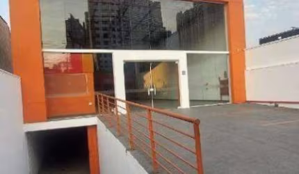 Salão comercial de 900m² para locação em Santo André - SP