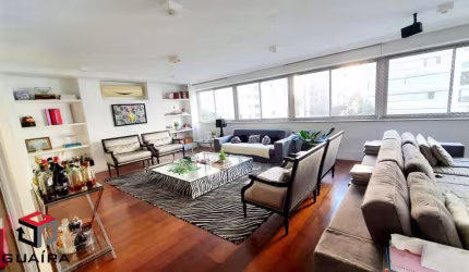 Apartamento de 234 m² Com Elevadores no Bairro Santa Cecília em São Paulo - SP