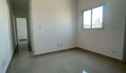 Cobertura com Elevador 90 m², 1 suíte, 2 banheiros e garagem coberta.