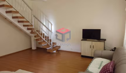 Sobrado de 251m² no Jardim Hollywood em São Bernardo do Campo/SP.