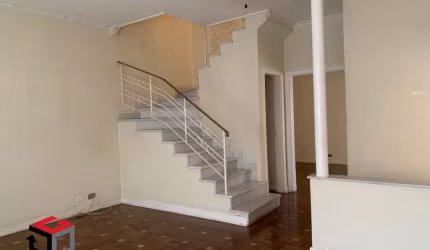 Casa com 250m², localizado no bairro Aclimação em São Paulo - SP