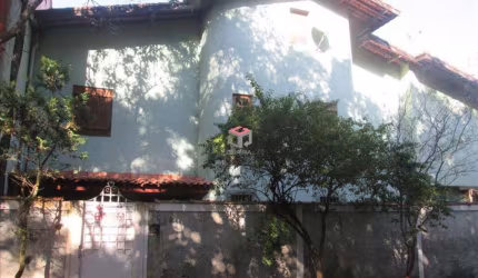 Sobrado com 150m² no bairro Alves Dias em São Bernardo do Campo - SP.