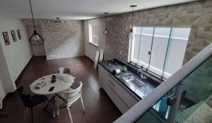 Sobrado à venda 4 quartos 1 suíte 3 vagas Scarpelli - Santo André - SP