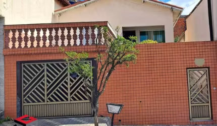Casa 115 m² Localizado no Bairro Dos Casas em São Bernardo do Campo - SP.