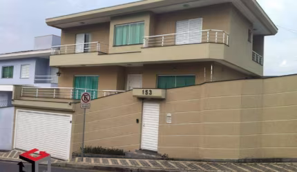 Sobrado de 200m² no Santa Terezinha em SBC - SP