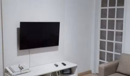 Apartamento Espaçoso com 90m² no 1° Andar - Sem Condomínio, localizado no Bairro Camilopolis em Santo André.