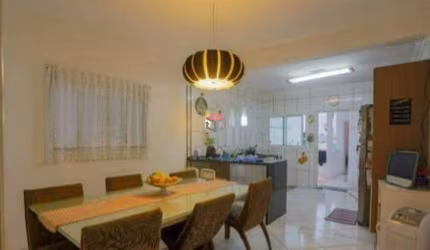 Sobrado com 192m²- Jardim da Saúde - SP