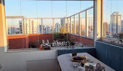 Cobertura no Ipiranga com baixo valor de condomínio, lazer individualizado, marque sua visita, venha conferir.